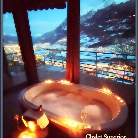 אאוסטה Chalet Con Jacuzzi Vista Montagne חדר תמונה
